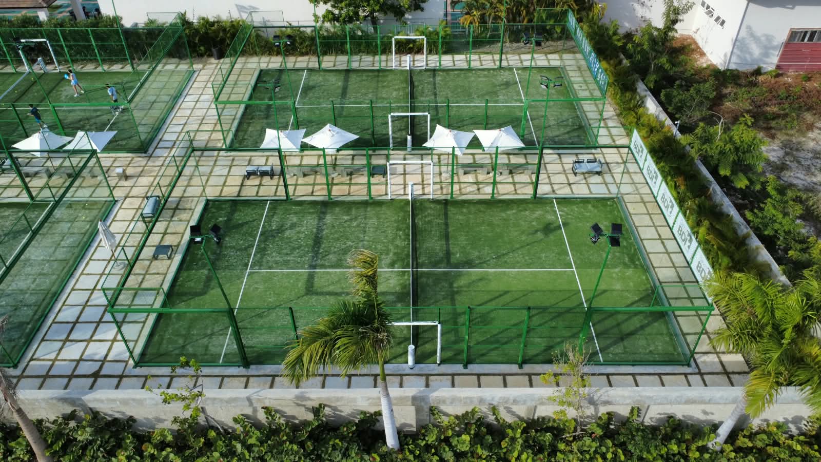 Canchas de pádel de Heritage — Canchas de pádel, vistas aéreas