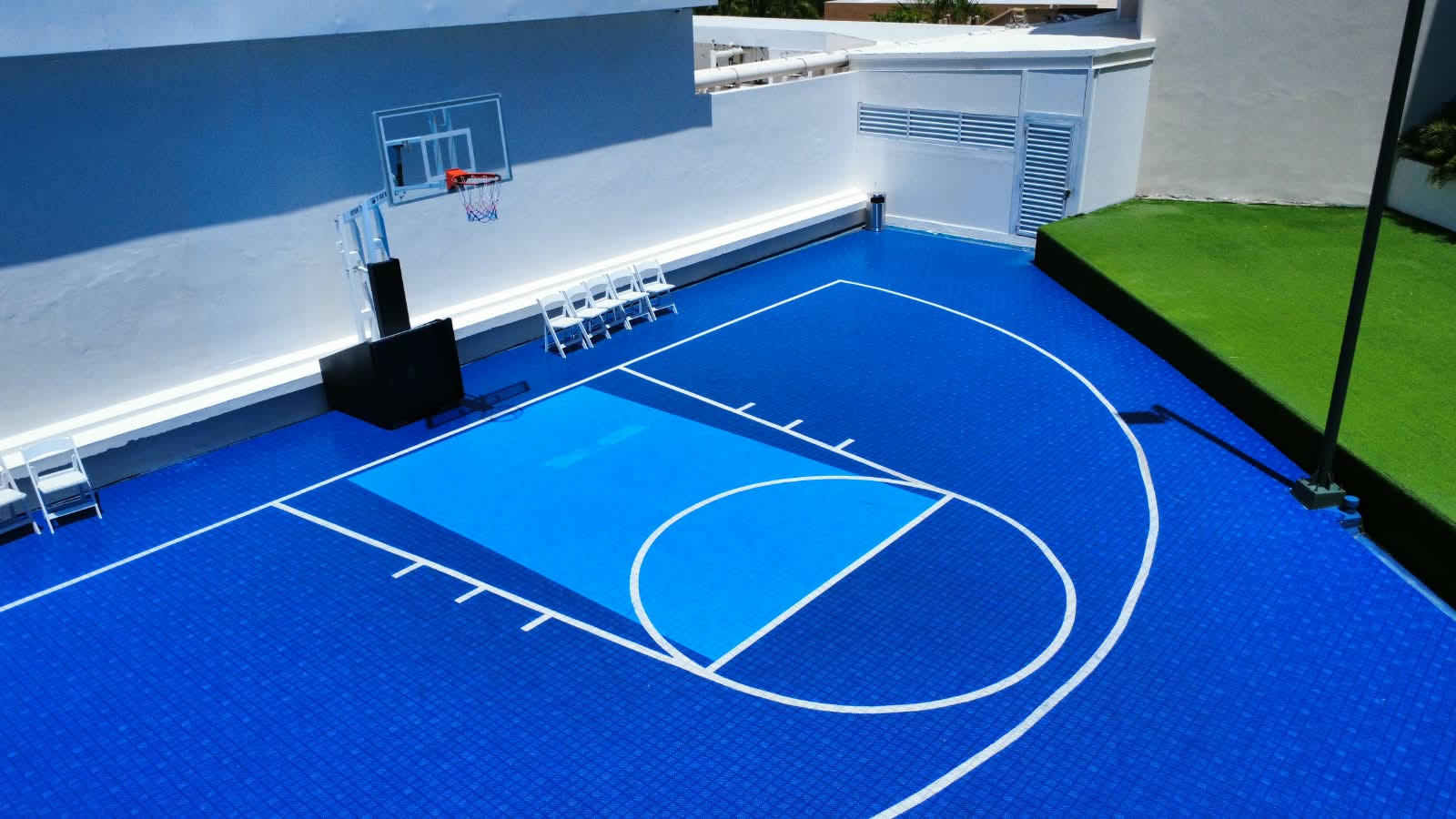 Canchas y kids club del Hyatt Cap Cana — Cancha de baloncesto