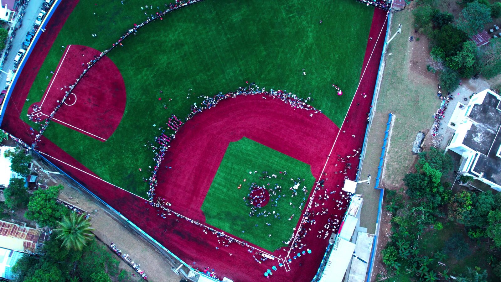 Campo de béisbol sintético de la Fundación No Limits